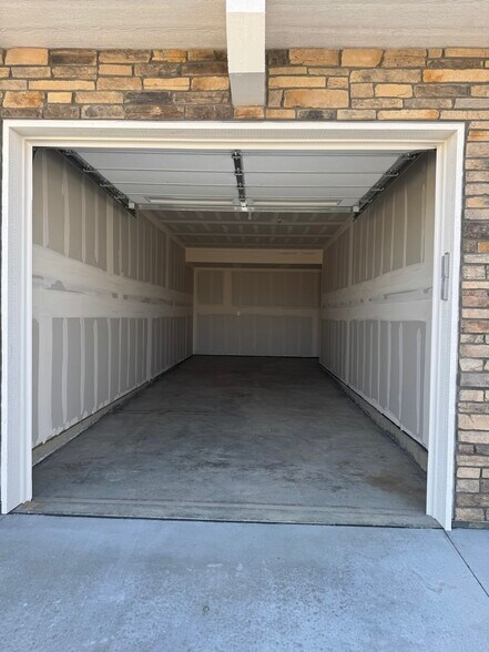 Building Photo - 4260 Vulcan Creek Dr