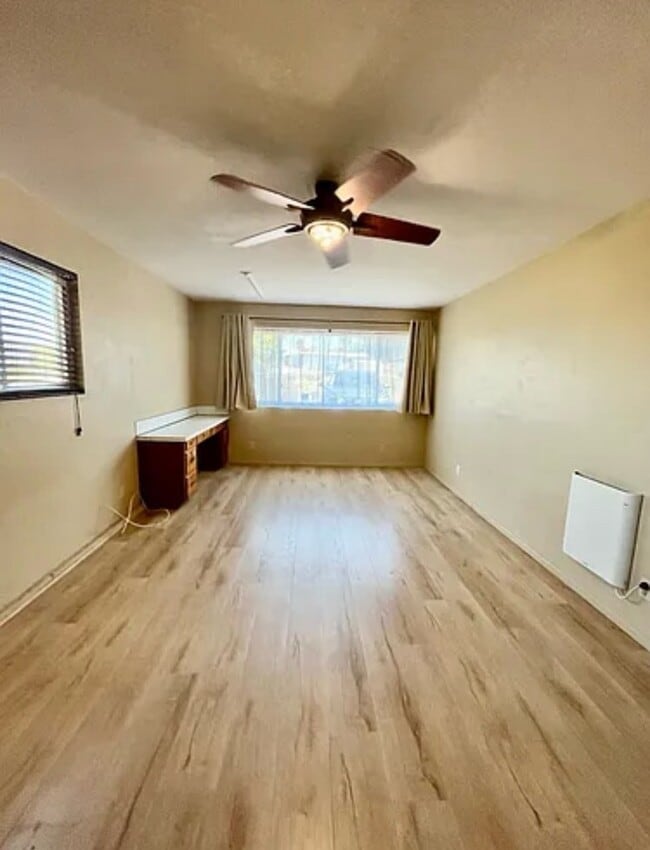 Building Photo - 266 S Carmel Rd