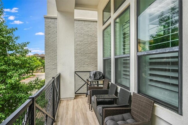 Building Photo - 13322 Galleria Cir