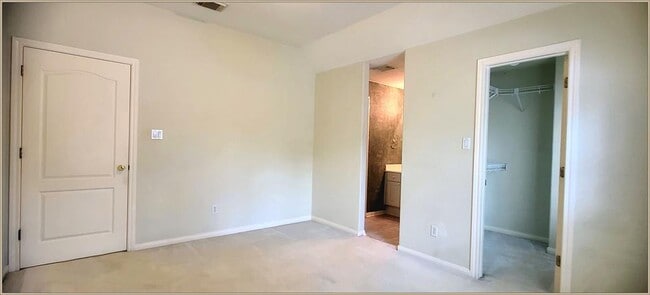 Building Photo - 12906 Silent Shore