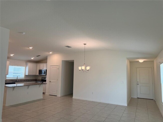 Building Photo - 711 Scrub Oak Hammock Rd