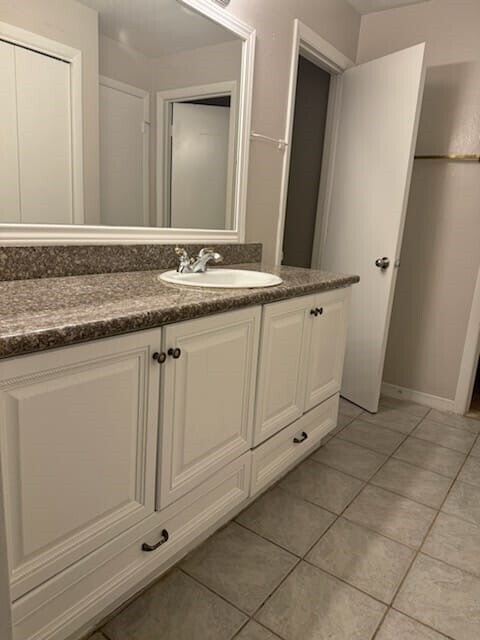 Building Photo - 9809 Richmond Ave.