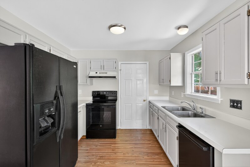 Building Photo - 532 Baygall Rd