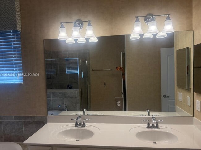 Building Photo - 14018 Aledo Ct
