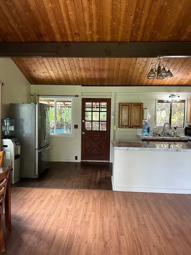 Building Photo - Charming 2 Bed, 2 Bath Home for Rent