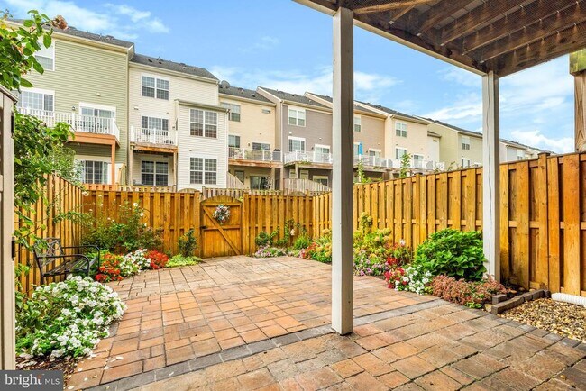 Building Photo - 8479 Randell Rdg Rd