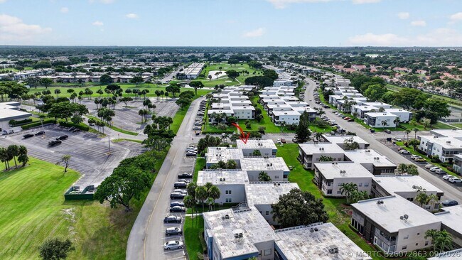 Building Photo - 770 Normandy Trail