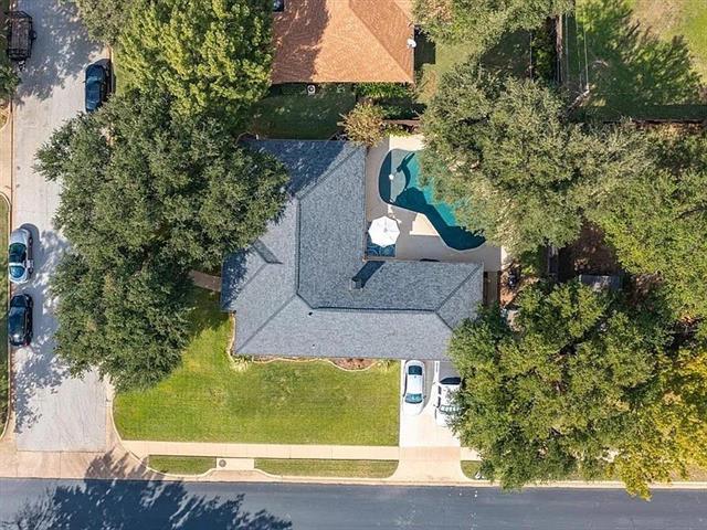 Building Photo - 2020 Normandy Dr
