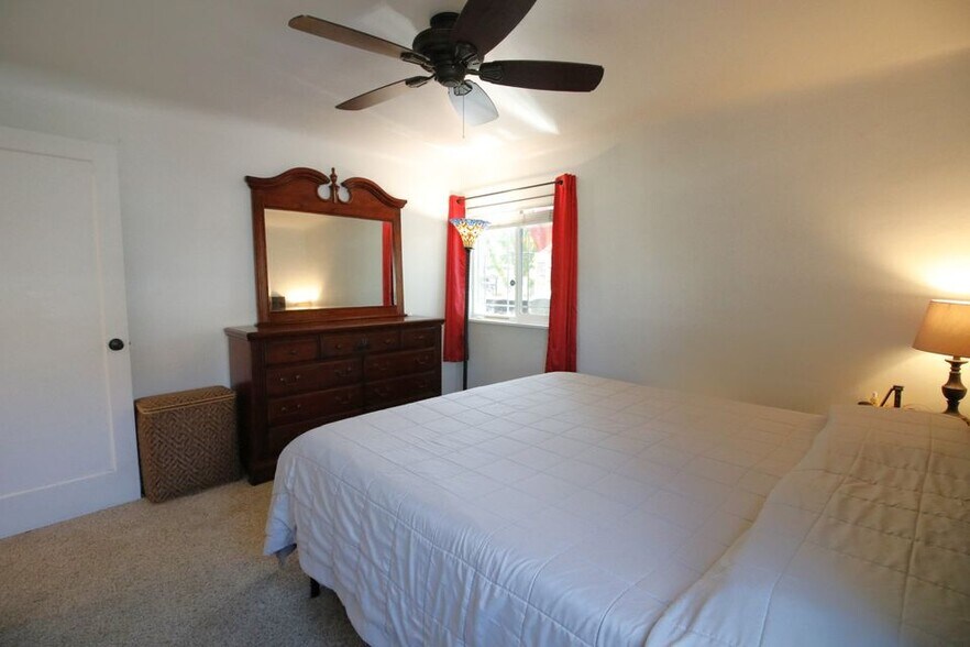 Building Photo - 3104 Barge St