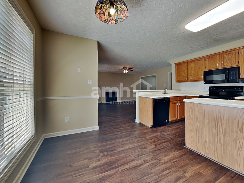 Building Photo - 7633 Callow Cove Ln