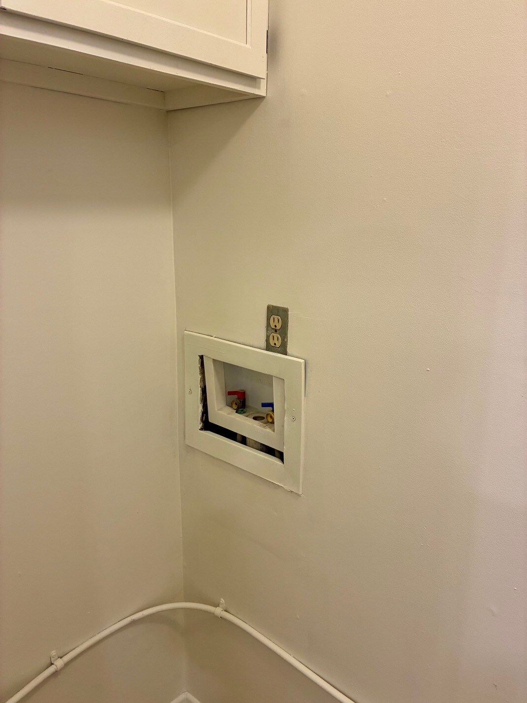 Building Photo - 3408 SW Burnett Rd