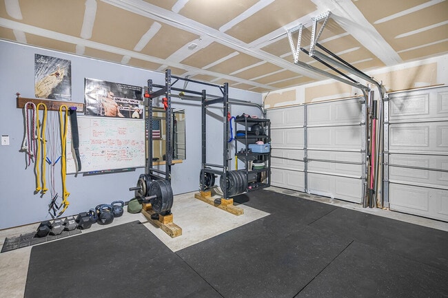 Building Photo - 904 Melted Candle Cove