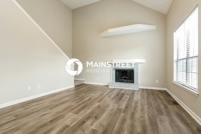 Building Photo - 3 Bedroom Pet-Friendly Home in Gallatin, TN with Main Street Renewal
