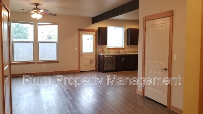 Building Photo - 2319 Aspen Grv Lp