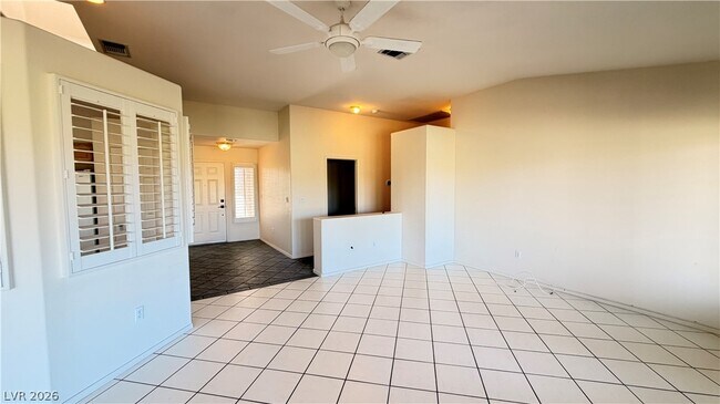 Building Photo - 2066 Poppywood Ave