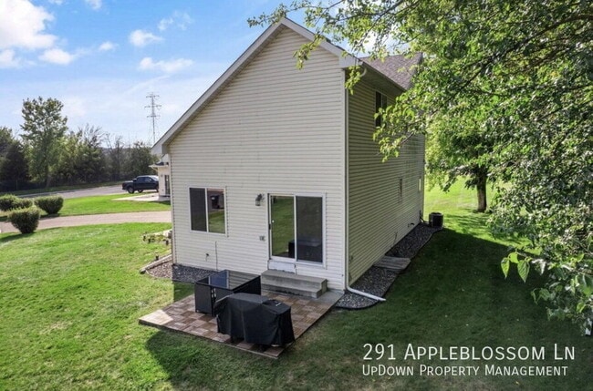 Building Photo - 291 Appleblossom Ln