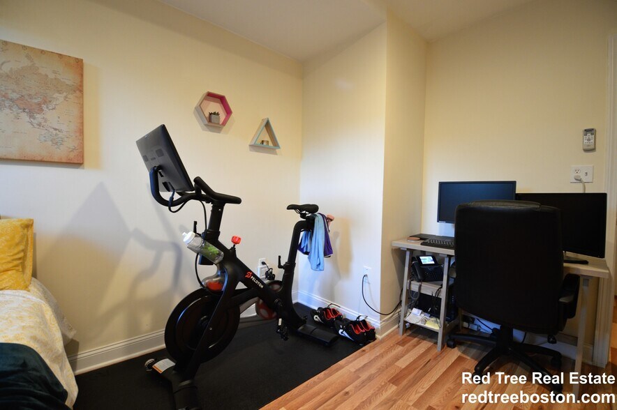 Building Photo - 195 Winthrop Rd