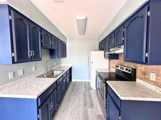 Building Photo - 4902 Marcella Ave