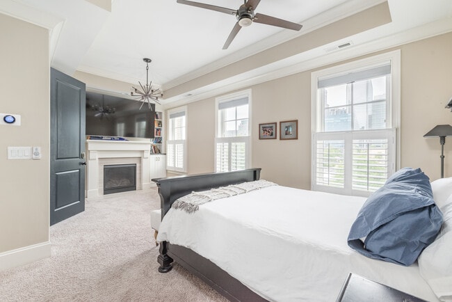 3rd Floor Master Bedroom - 112 E Carson Blvd