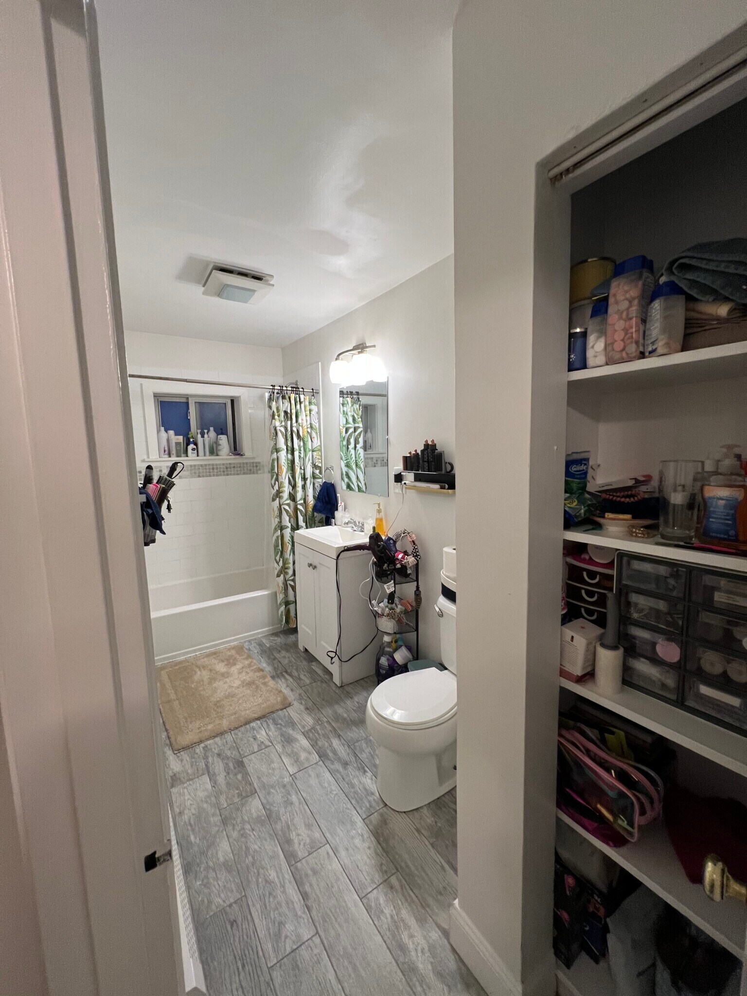 Building Photo - 65 Chiswick Rd