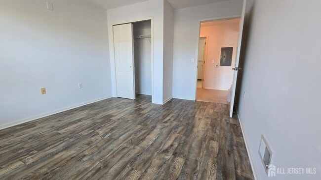 Building Photo - 103 Liddle Ave