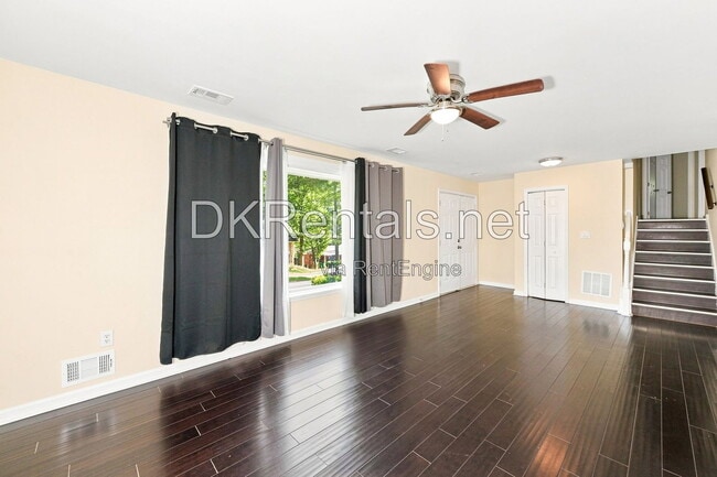 Building Photo - 2494 Glenrock Dr