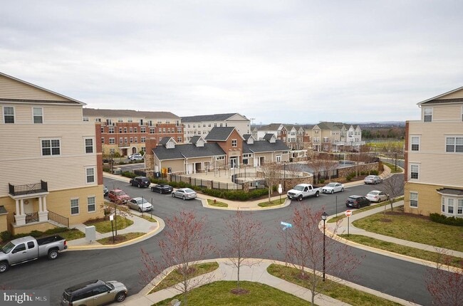 Building Photo - 22676 Verde Gate Terrace