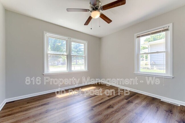 Building Photo - 602 SE 5th St