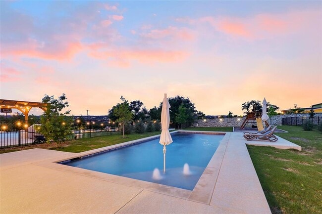 Building Photo - 702 Tomichi Trl