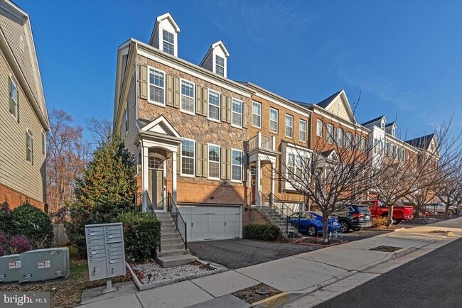 Building Photo - 42770 Keiller Terrace