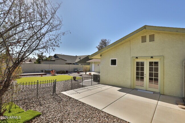 Building Photo - 1355 E McLellan Rd