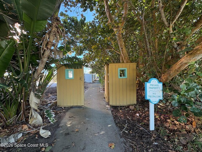 Building Photo - 119 Casseekee Trail