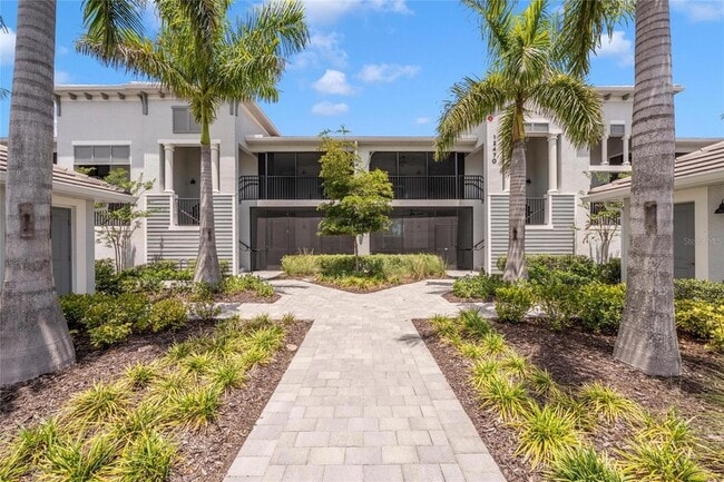 Building Photo - 12470 Wellen Golf St