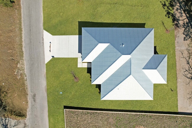 Building Photo - 706 S Brevard St