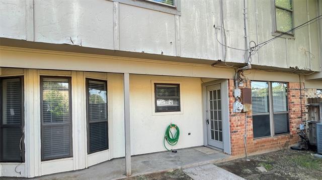 Building Photo - 2217 Roman Ct