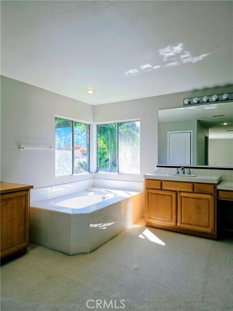 Building Photo - 16144 Bighorn Ct