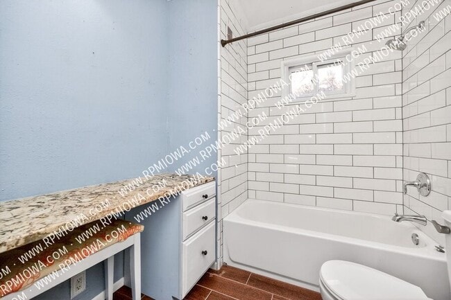 Building Photo - 4101 Muskogee Ave