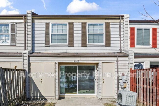 Building Photo - 2108 Monaghan Dr