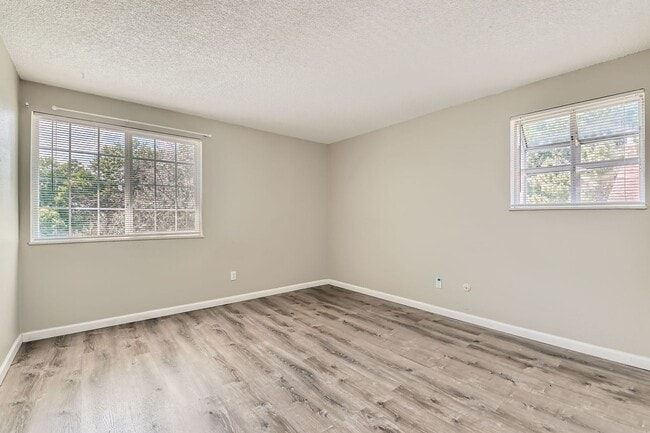 Building Photo - Application fee waived! Sleek 1 bedroom wi...