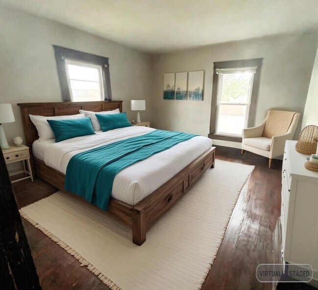 Building Photo - Beautifully Remodeled 3-Bed, 2-Bath Home with Modern Updates