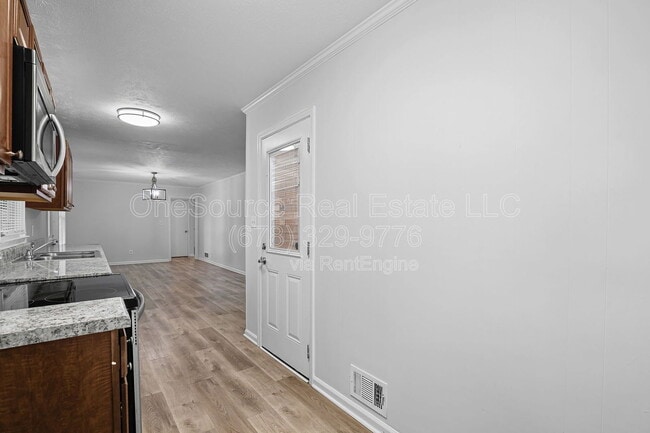 Building Photo - 5946 Dunn Rd