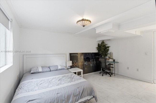 Building Photo - 1249 Biscaya Dr