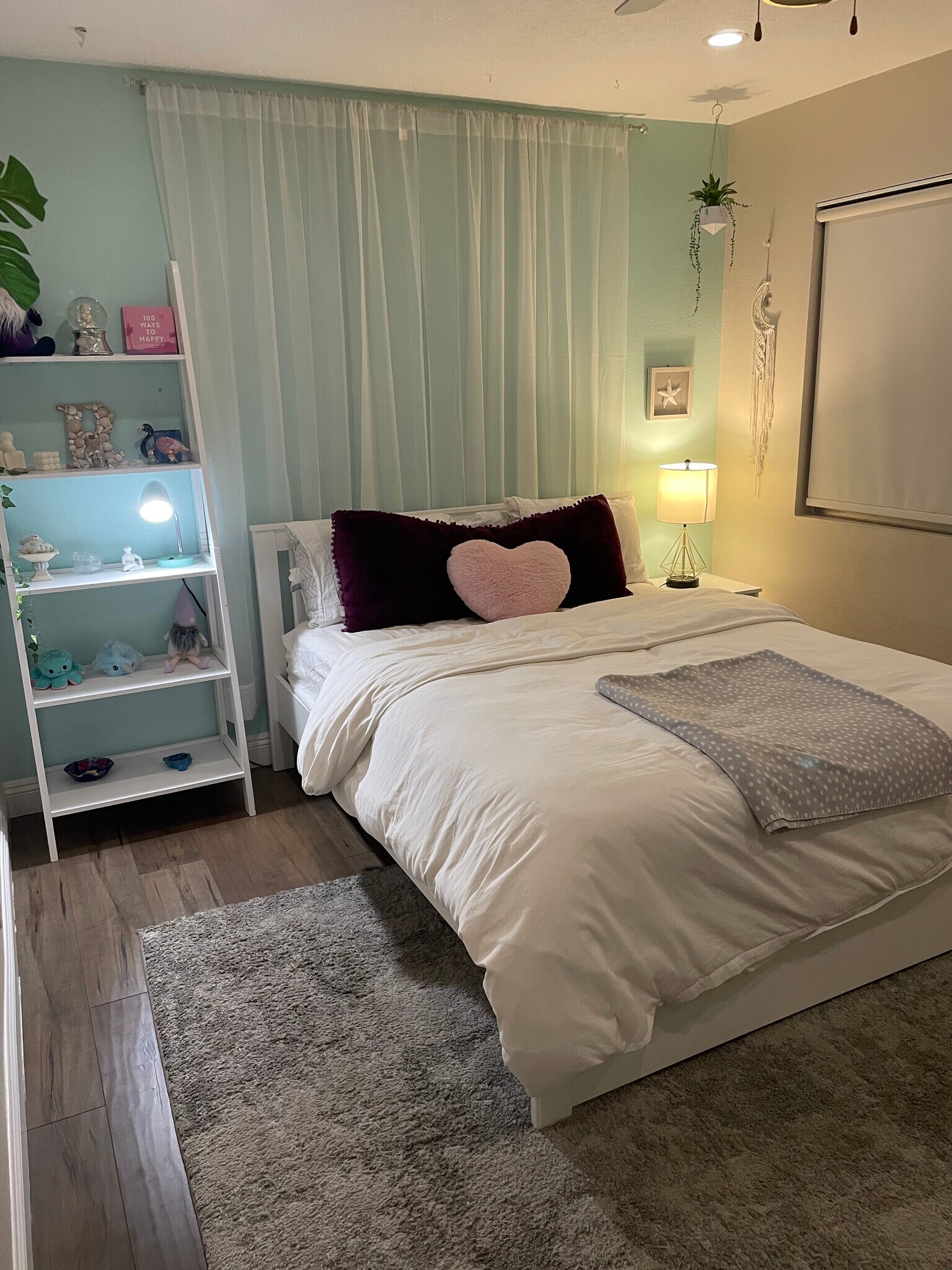 Building Photo - 19220 Index St