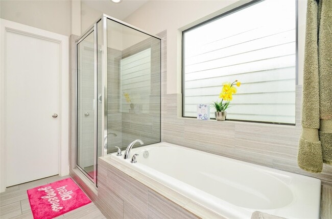 Building Photo - 3804 Leeland St