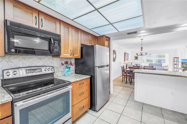 Building Photo - 5575 Gulf Blvd