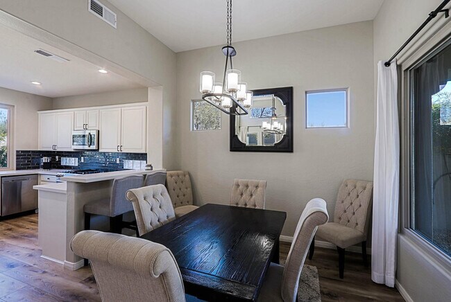 Building Photo - 7086 E Whispering Mesquite Trail