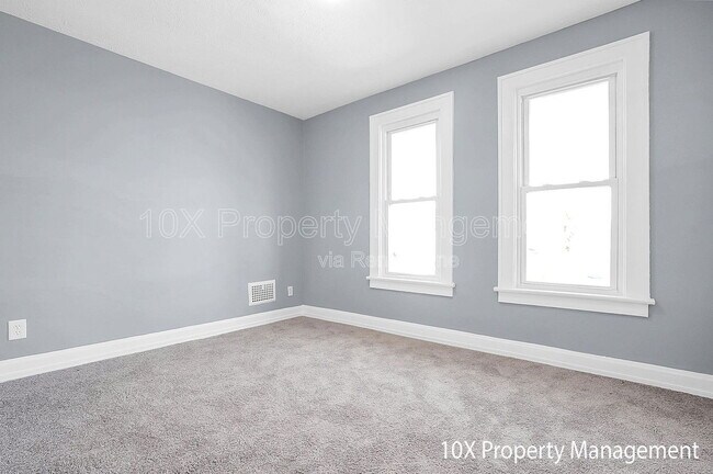 Building Photo - 1292 Atcheson St