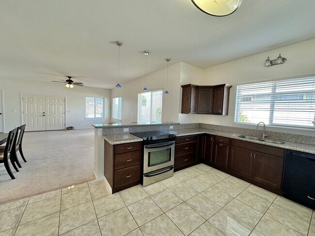 Building Photo - 3 Bedroom / 2.5 Bathroom House for rent in the Waiolani Mauka Subdivision. Pet friendly!