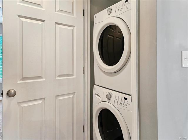 Building Photo - 9733 Crayford Rd