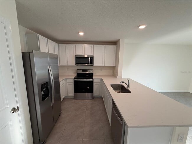 Building Photo - 6685 SW 81st Lp